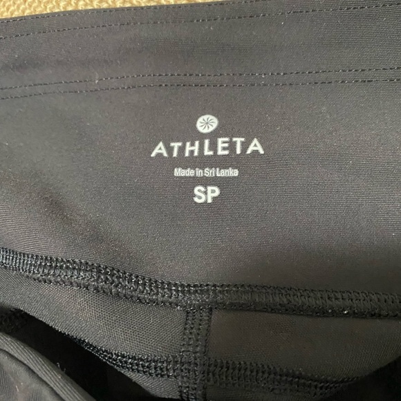 Athleta Black White Cropped Leggings SP - Picture 4 of 9